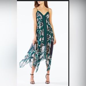 Casual designer dress for summer wedding or event.  Size Large